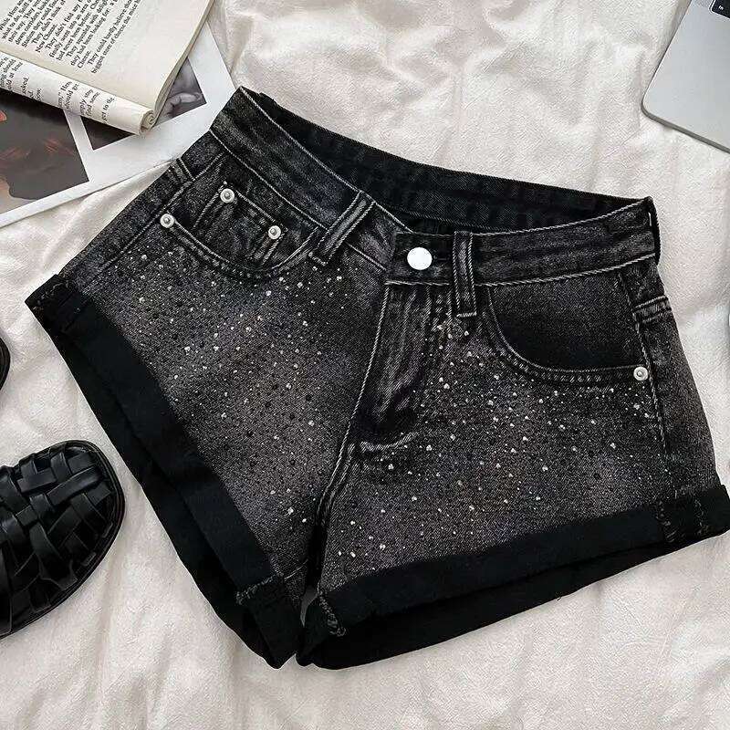 Retro Fashion Rhinestone Denim Shorts Women Pink Summer New A-Line Wide Leg Jeans Ultra Short For Hot Girls Bottoms XJ260206