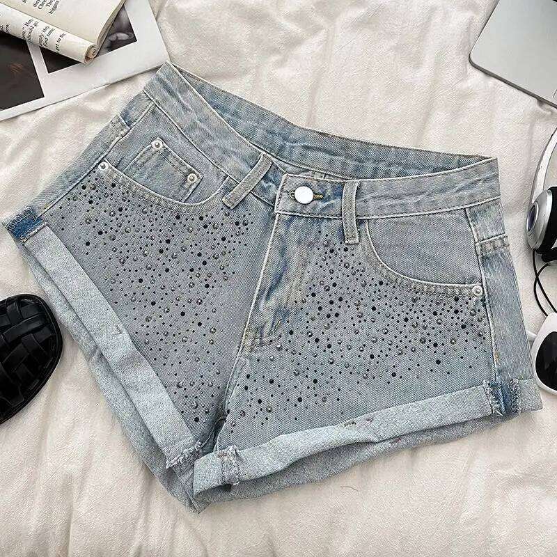 Retro Fashion Rhinestone Denim Shorts Women Pink Summer New A-Line Wide Leg Jeans Ultra Short For Hot Girls Bottoms XJ260206