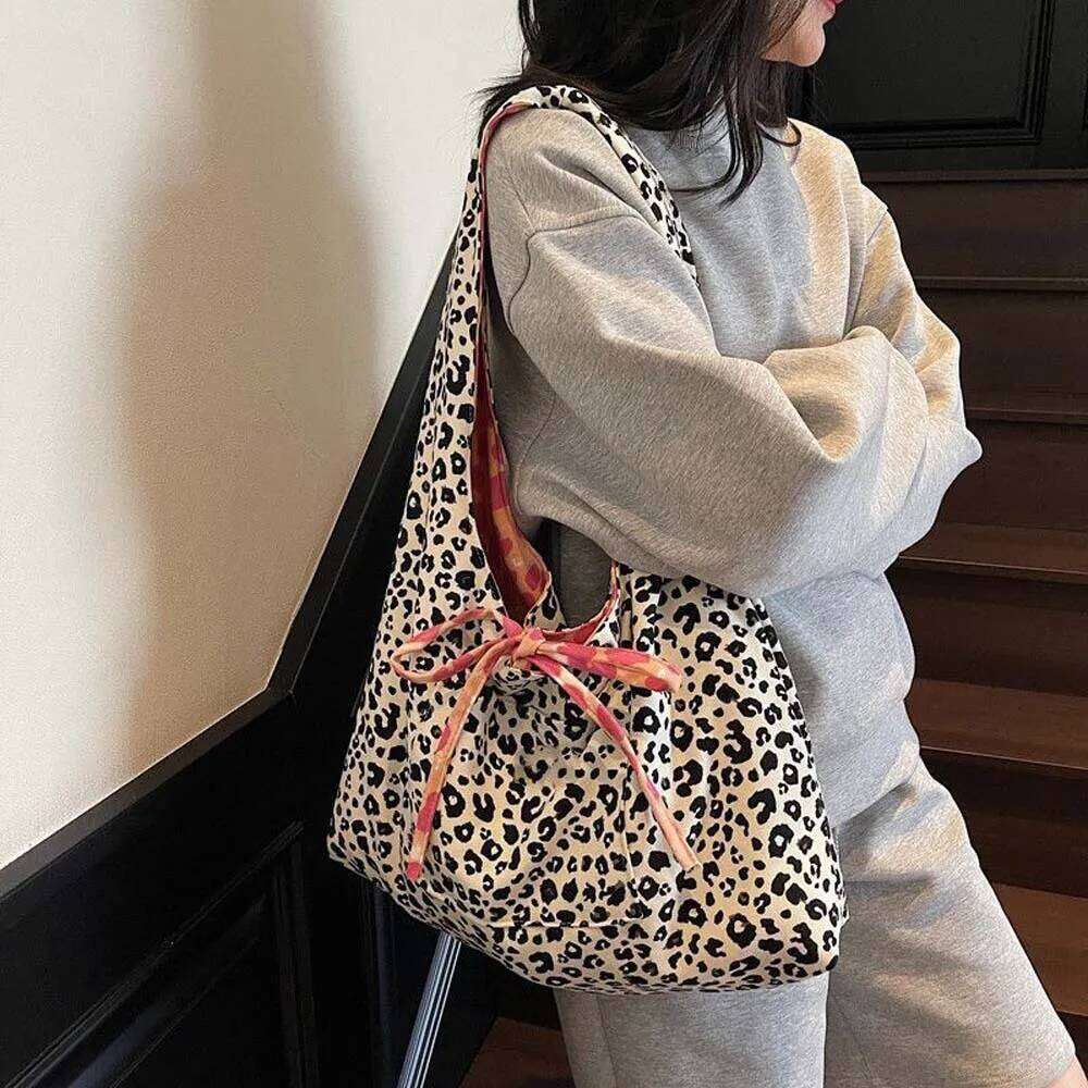 Stylish Handbag for Women, Double Sided Leopard Print Tote Bag, Fashion Bow Large Capacity Shoulder Bag Z260207 - view 7