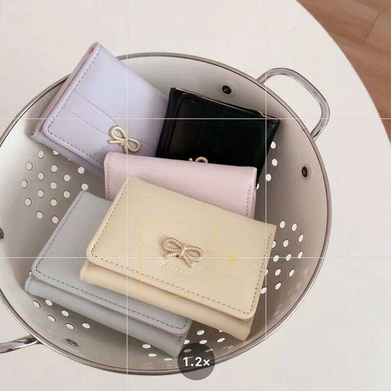 Fashion Wallets Girls Cute Bow Small Wallet Aesthetic Card Holder Classic Three Fold Purse For Women Student Simple Coin Pouch Y260206