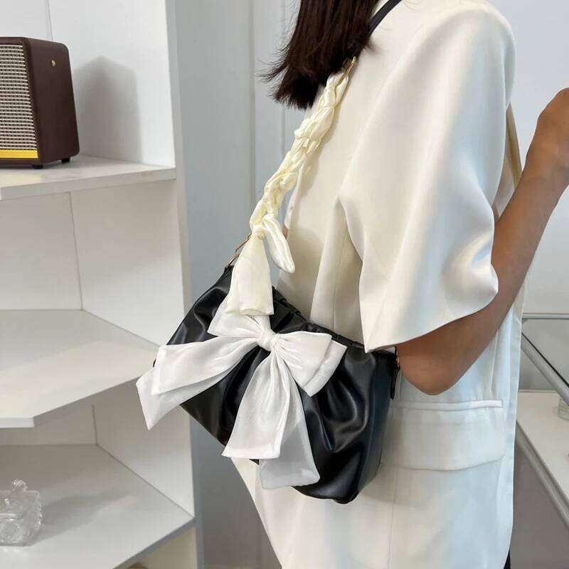 Lovely Bow Handbags Girls Ladies Fashion Pleated Shoulder Bags for Women Simple Design Female Underarm Bag Casual Tote Purse Z260207 - view 4