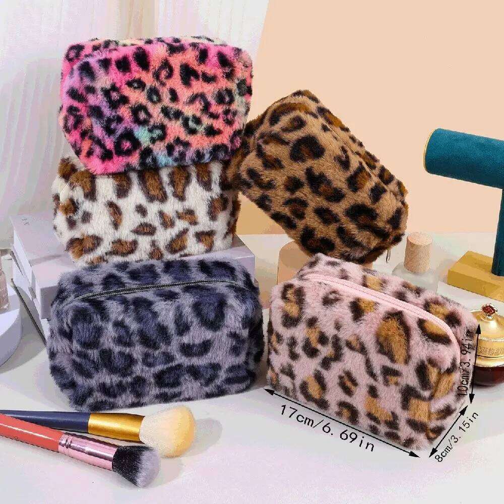 Fashion Leopard Print Makeup High-quality Large Capacity Zipper Toiletry Portable Plush Travel Organizer Cosmetic Bag Y260206