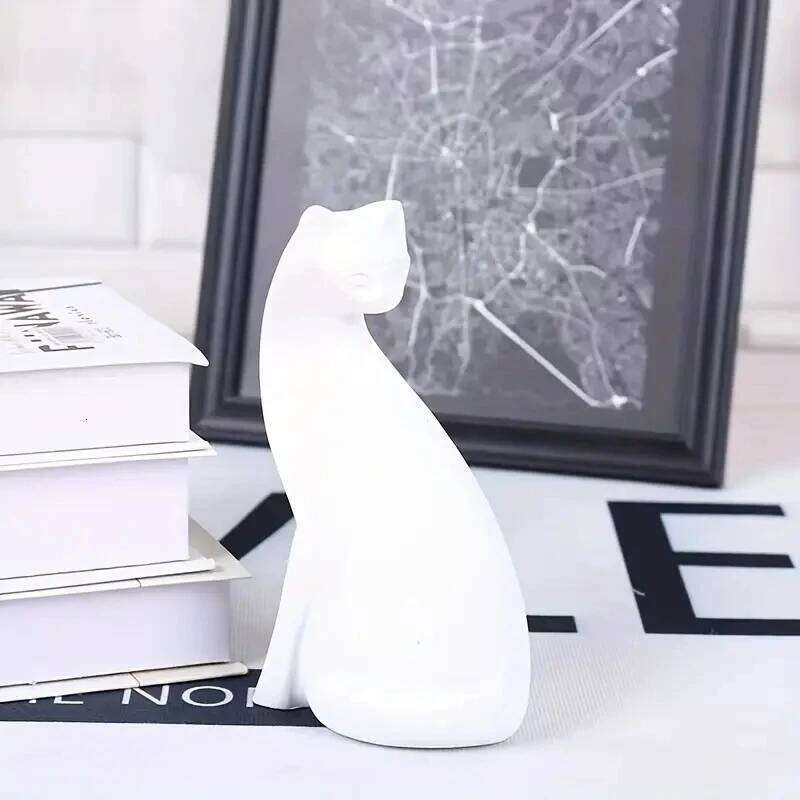 Resin Couples Cat Statues for Decorations Animal Figurine European Creative Wedding Gift Decorative Home Decor Sculpture S260204 3fc
