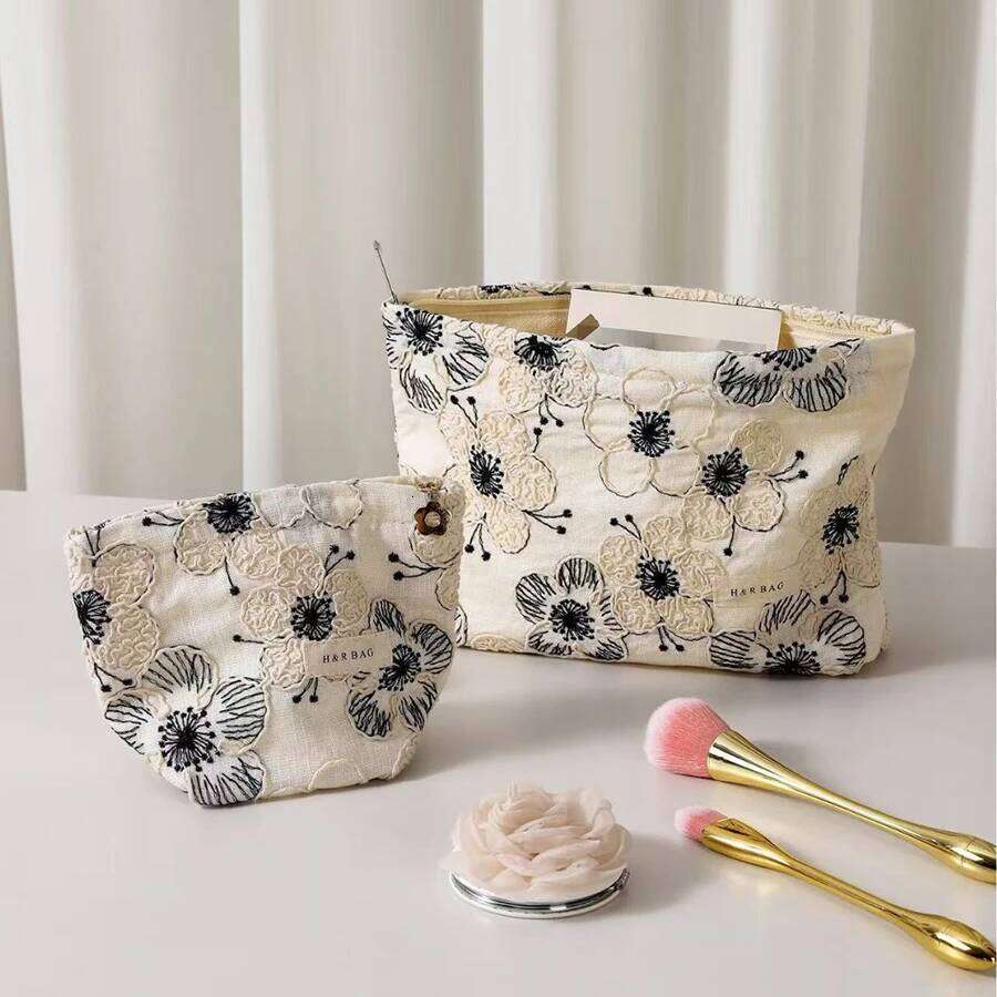 French Vintage Embroidery Fabric Makeup Travel Skin Care Product Storage Portable Handheld Wash Octagonal Bag Y260206