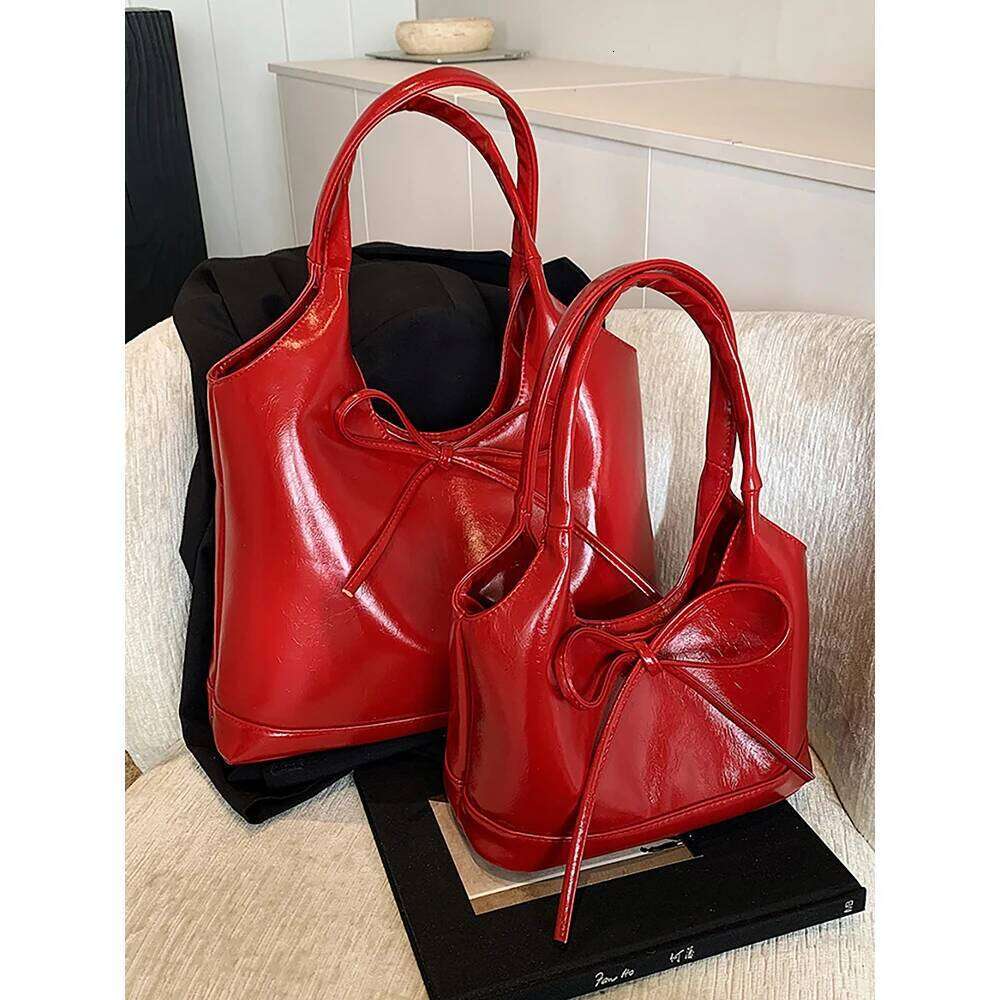 Trendy Oil Wax Leather Tote Women Handbags Luxury Texture Bow Design Underarm Bag Lady Versatile Shoulder Bags Daily Pack Y260205