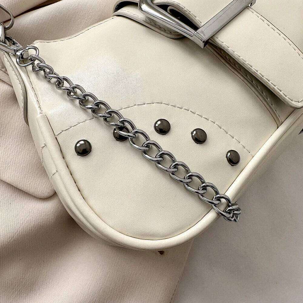 Women Armpit Fashion Cool Style Underarm Solid Color for Lady Girl Chic Large Bag with Chain Ornament Y260205