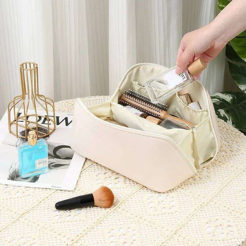 1pc Large Travel Makeup Bag, Waterproof Toiletry Pouch with Multiple Compartments, Portable Cosmetic Case for Women Y260206