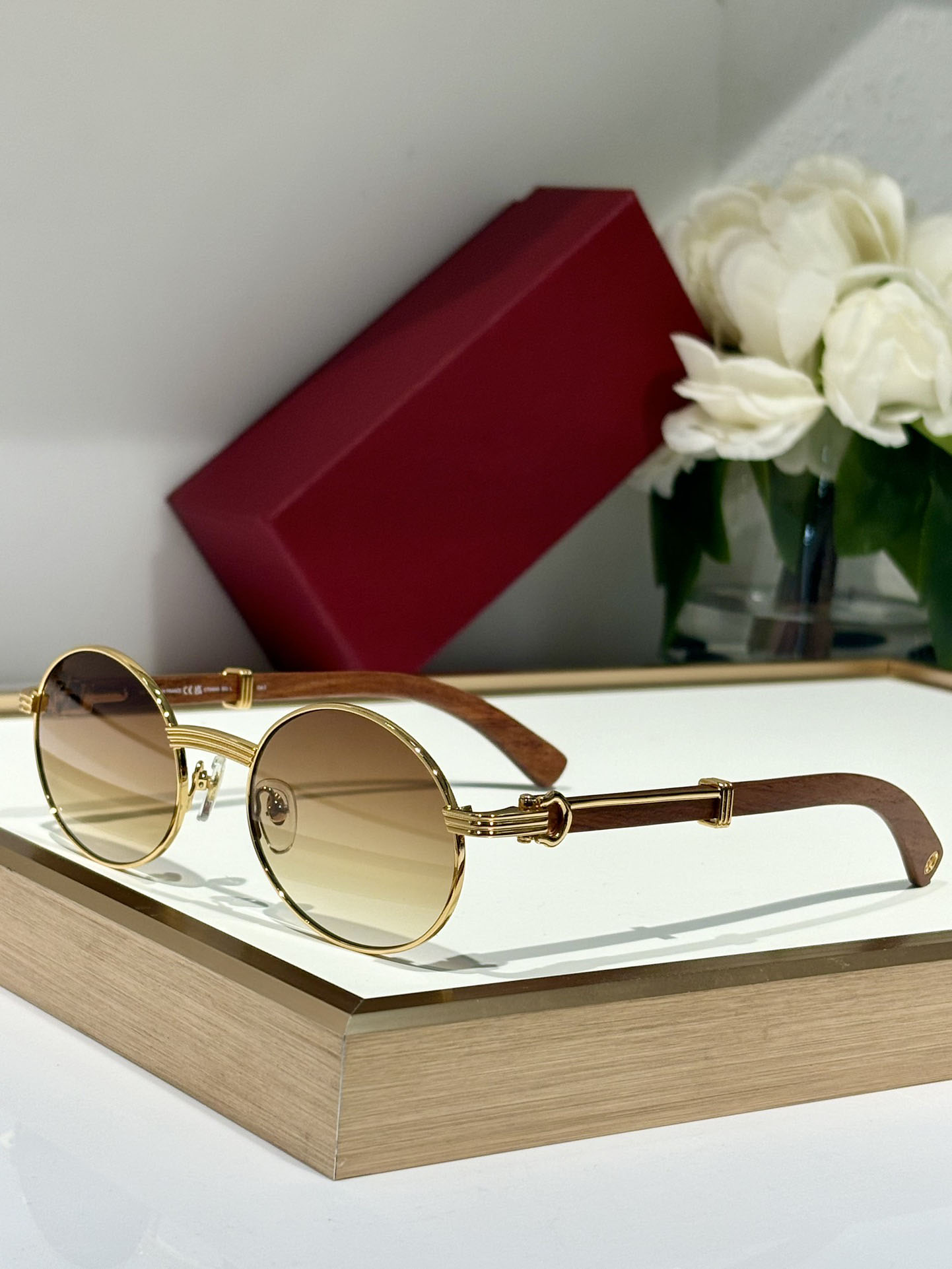 Luxury Designers Womens Sunglasses For Women Men Sun Glasses Mens Designer 0464 Fashion Style Protects Eyes Random Box