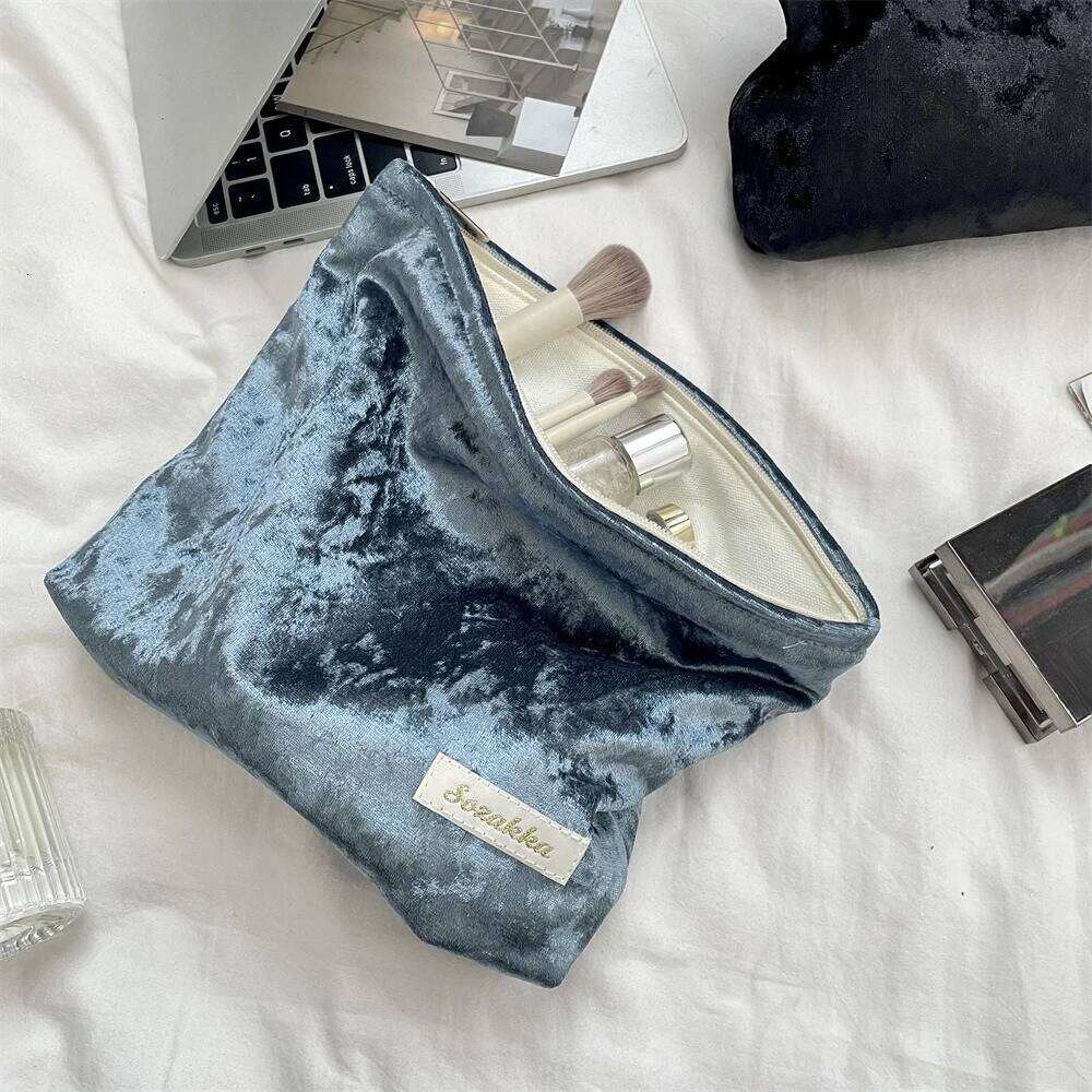 Velvet Cosmetic Large Capacity Women Toiletries Organizer Zipper Makeup Clutch Purse Travel Girl Cosmetics Storage Bag Y260206