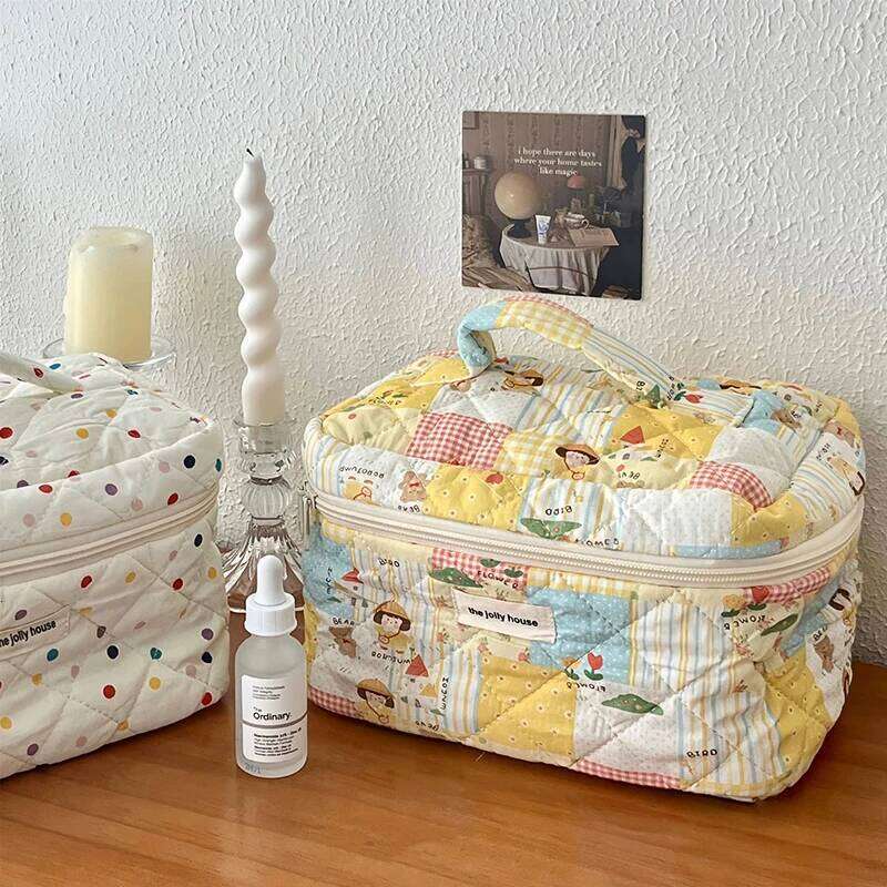 Fashion Women Vintage Cartoon Makeup Quilting Cotton Bag Large Capacity Tote Bags Cosmetic Travel Organizer Storage Handbag Y260206