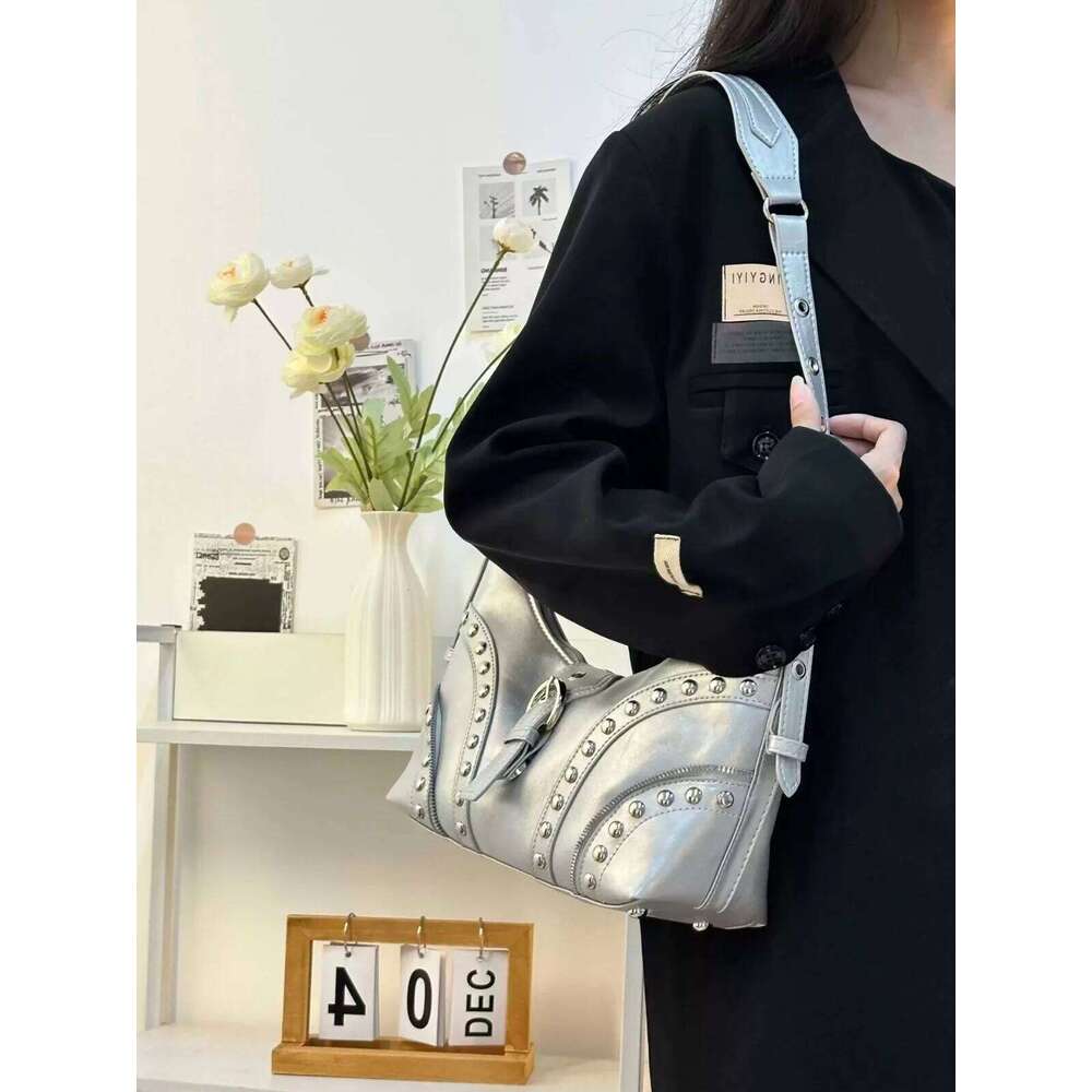 Gothic Punk Women's Rivet Shoulder Bag Pu Leather Crossbody Bags Female Luxury Fashion Y2k Cool Girls Motorcycle Armpit Handbags Y260205