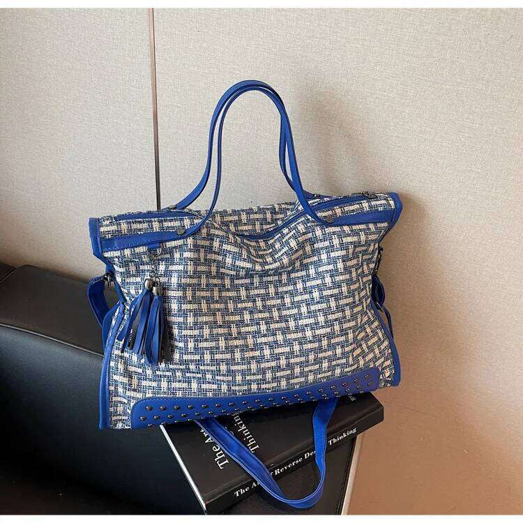 Women Luxury Designer Rivet Large Handbag Quality Shoulder Totes Purse Casual Big Bag Female Crossbody Bags Sac Y260204