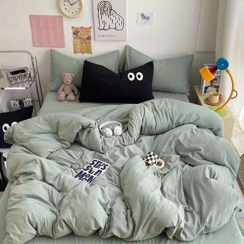 Cute Duvet Cover with Sheet Pillowcase No Filler Warm Solid Color Bed Linen Full Queen Size Korean Big Eyes Home Bedding Set XJ260206