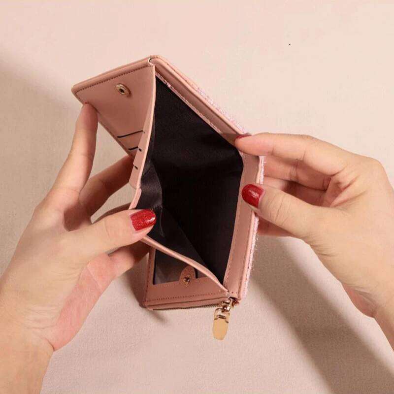 Trendy cute women's small wallet, stylish tassel coin purse, short clutch bag, credit card and cash holder. Y260206