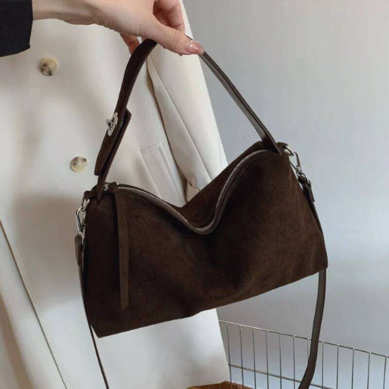 Fashion Women Handbag 2025 Autumn/Winter New Collection Suede Leather Crossbody Women's Simple Large Capacity Shoulder Bag Y260205
