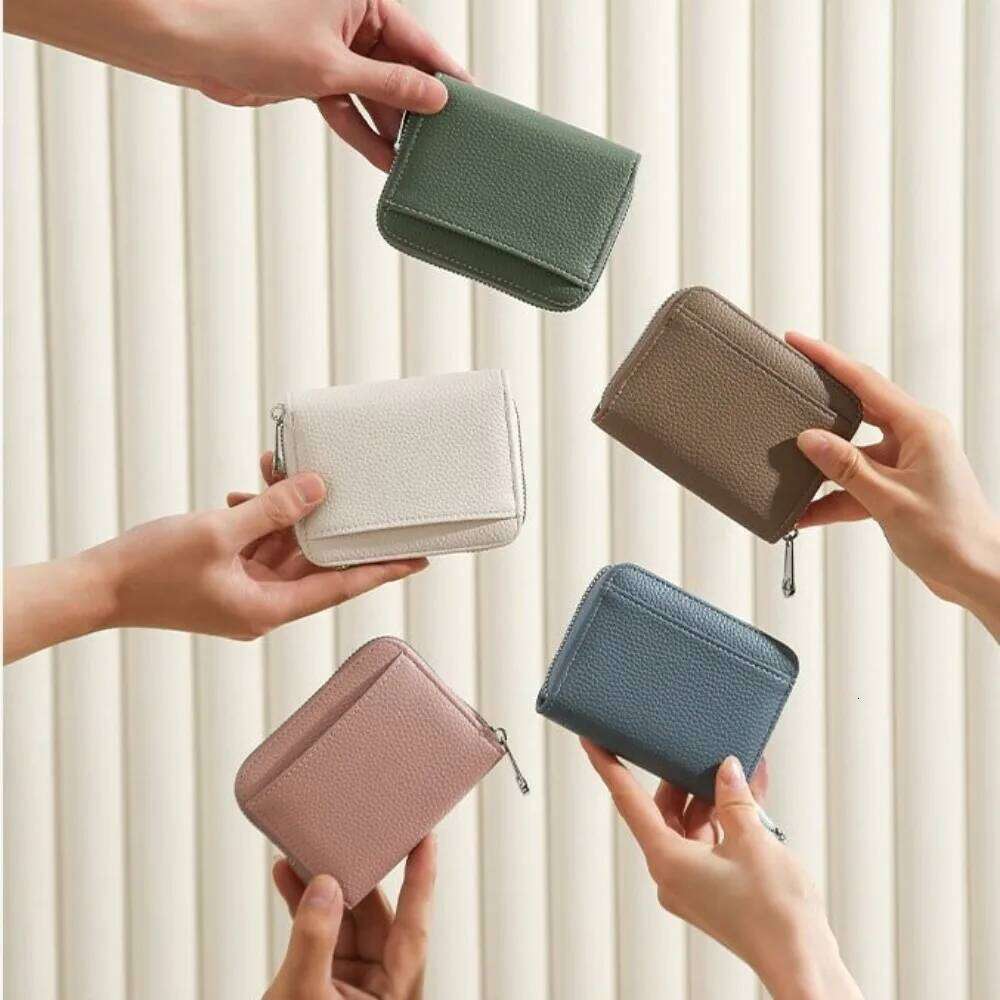 New PU Leather Coin Purse Zipper Mini Wallets Portable Credit Card Holder Girl Y260206