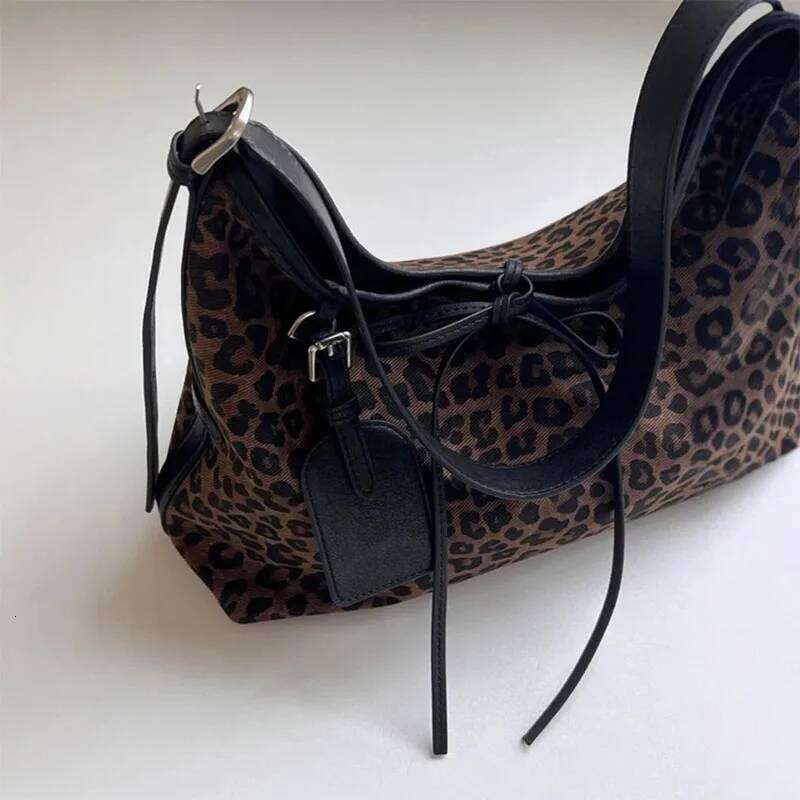 Korean Leopard Print Bow Luxury Brand Niche Design Soft Leather Underarm Casual Retro Shoulder Messenger Bag Y260205