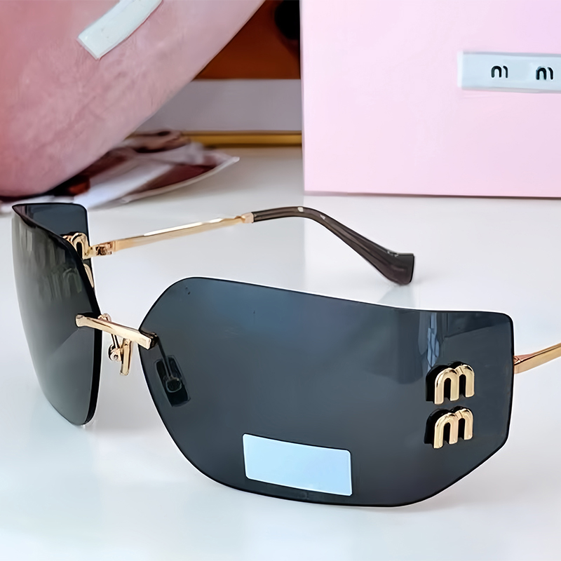 Designers sunglasses Letter leg sunglasses for women Spicy girl style Sexy trend men gift glasses Beach shading UV protection glasses with box good