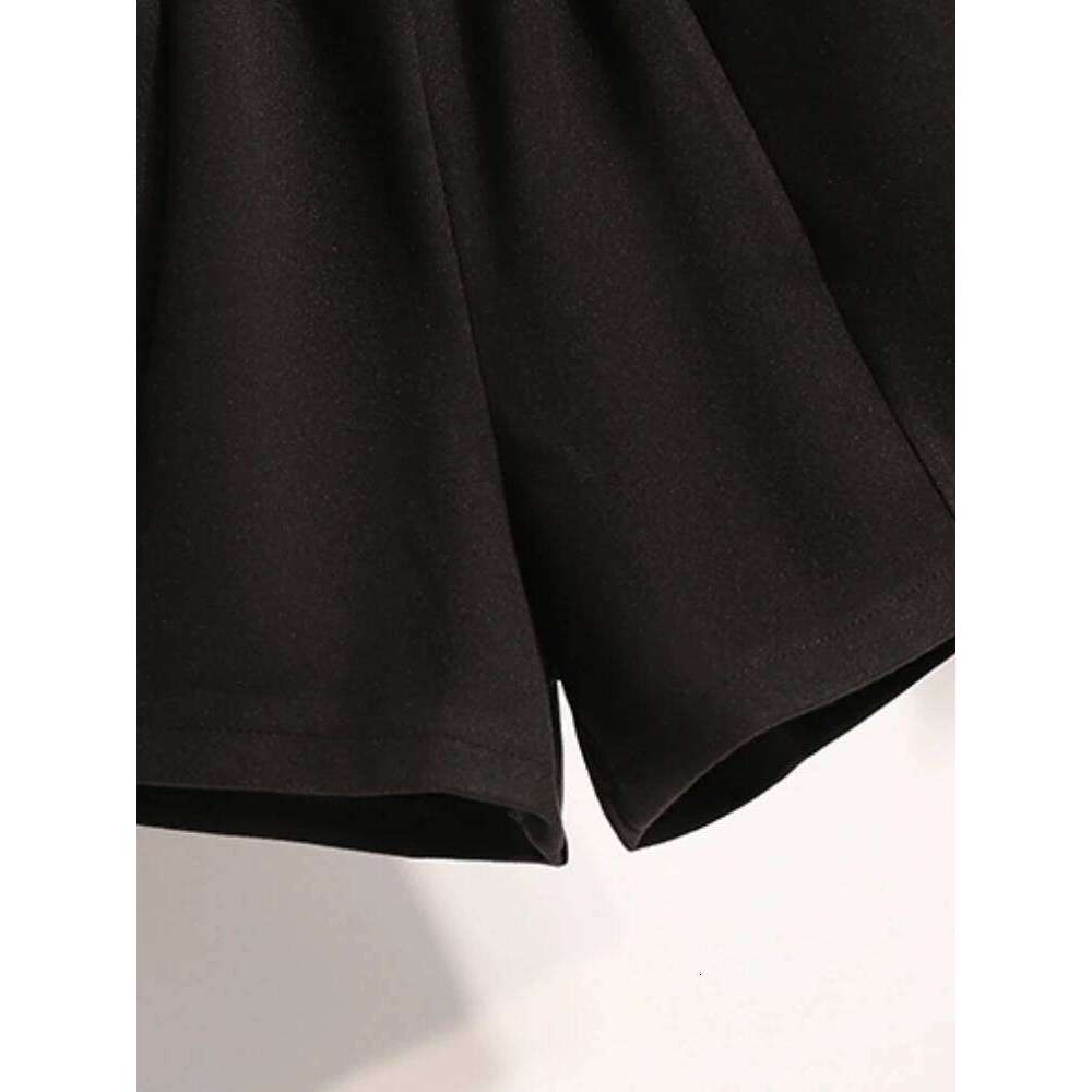 Woolen Wide Leg Shorts for Women Black Cozy High Waist Warm Soft Autumn Winter Gentle Office Lady Temper Versatile XJ260206