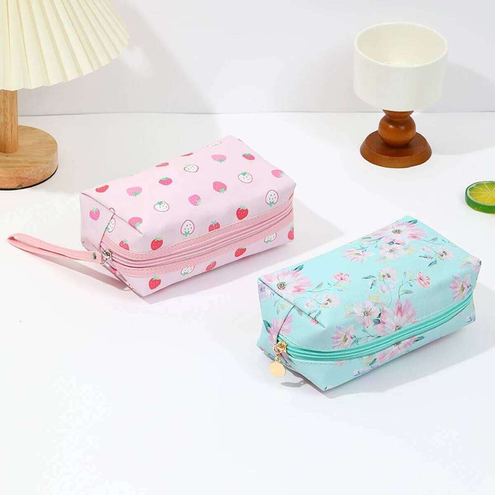 Large capacity waterproof PU makeup bag Small Fresh Portable Skincare Storage Bag Multi functional student pencil case Y260206