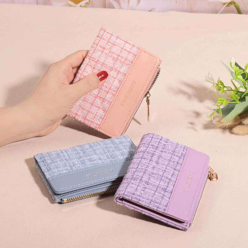 Trendy cute women's small wallet, stylish tassel coin purse, short clutch bag, credit card and cash holder. Y260206