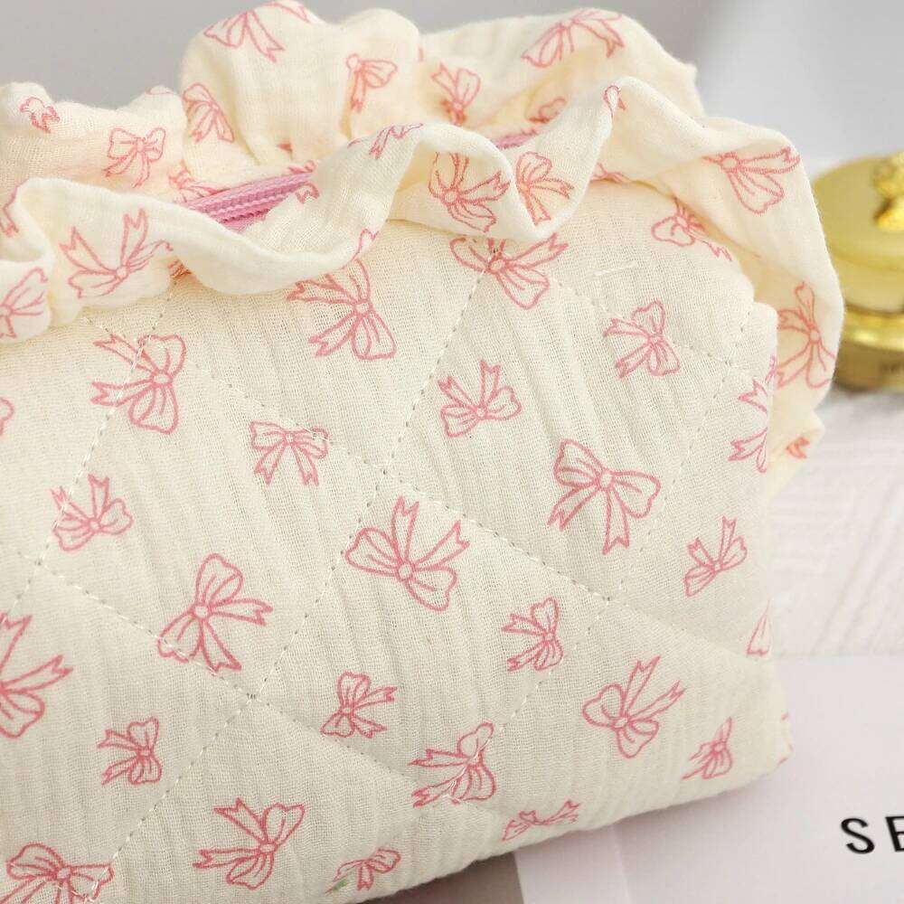 Cute Lace Bow Women's Makeup Travel Cosmetics Storage Pouch Large Capacity Square Zipper Quilting Bag Y260206