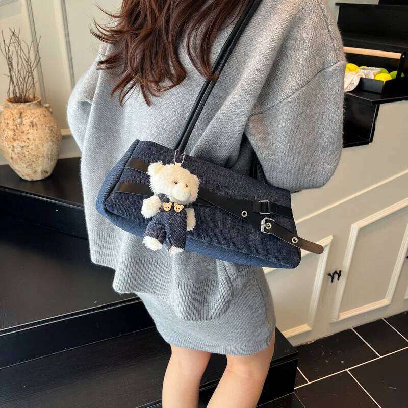 Fashion Belt Design Denim Shoulder Bags for Women Versatile Simple Ladies Phone Underarm Bag Outdoor Portable Female Handbags Y260205
