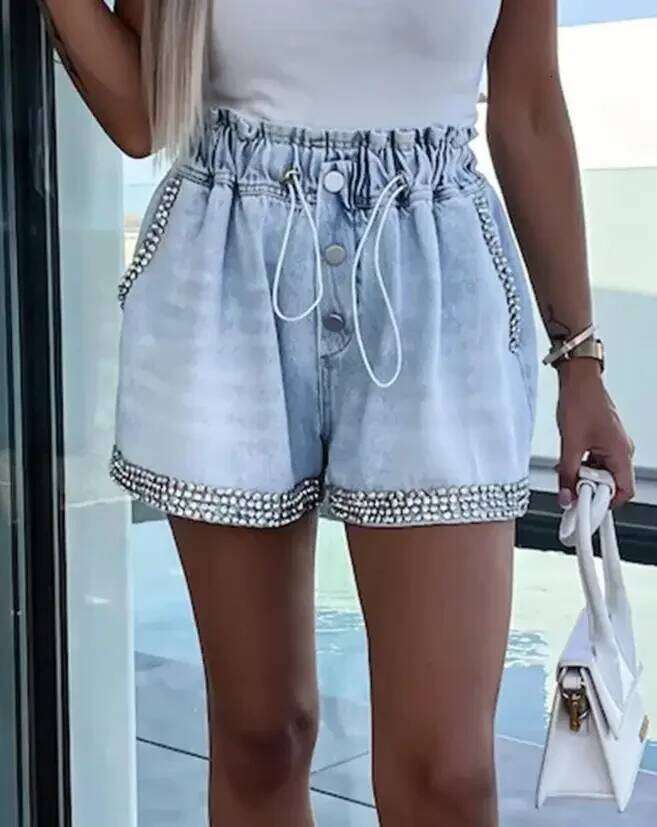 New Fashion 2023 Summer Casual Bottom Rhinestone Pocket Design Denim High Waist Shorts Female Clothing Outfits XJ260206