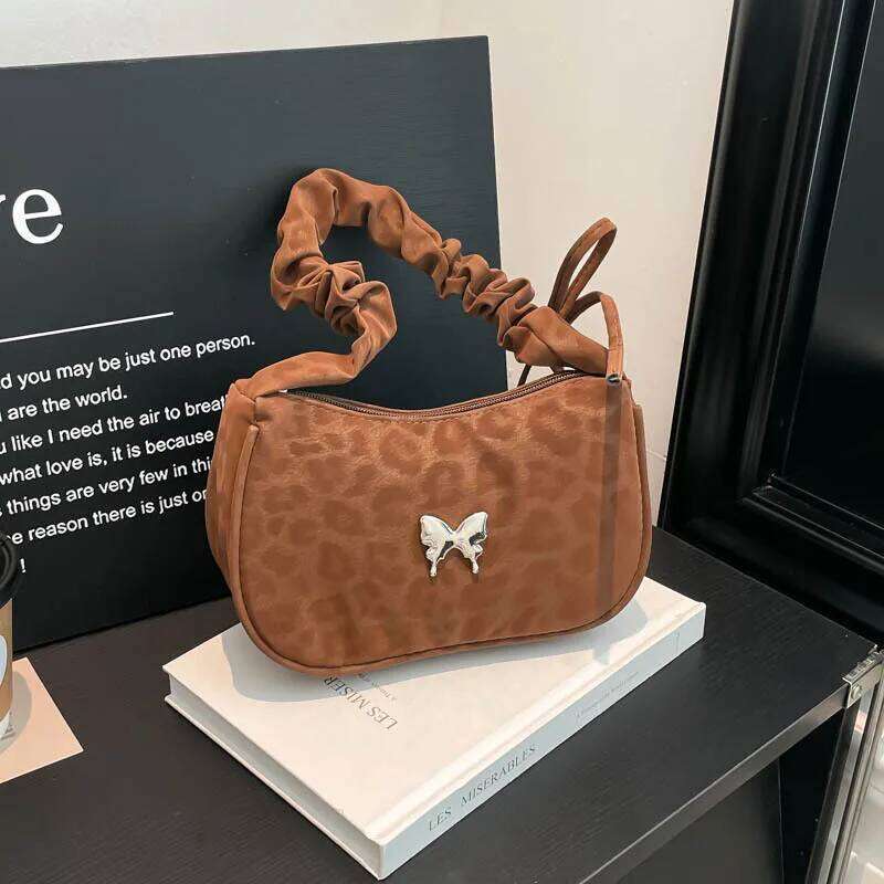 Retro Butterfly Leopard Design Shoulder Bags for Women Personality Ladies Pleated Strap Underarm Bag Casual Female Handbag Purse Y260205