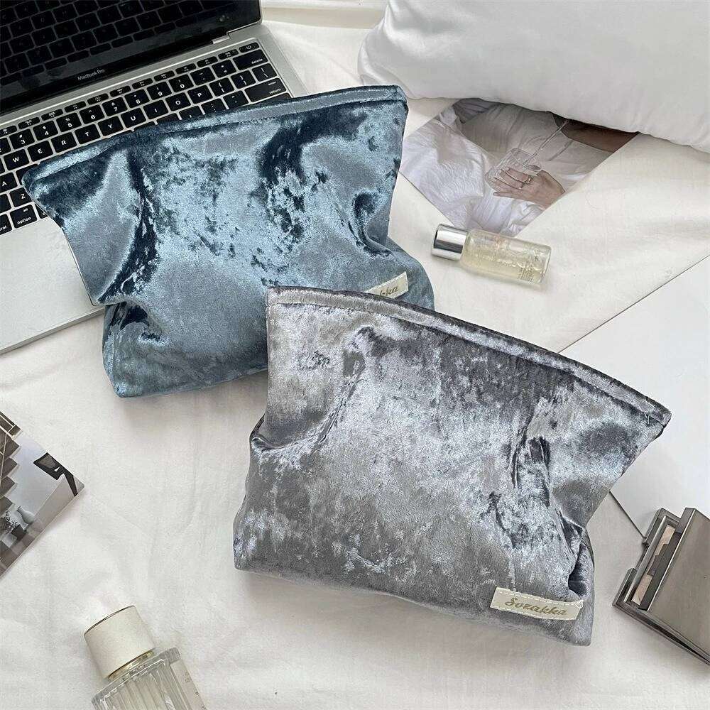 Velvet Cosmetic Large Capacity Women Toiletries Organizer Zipper Makeup Clutch Purse Travel Girl Cosmetics Storage Bag Y260206