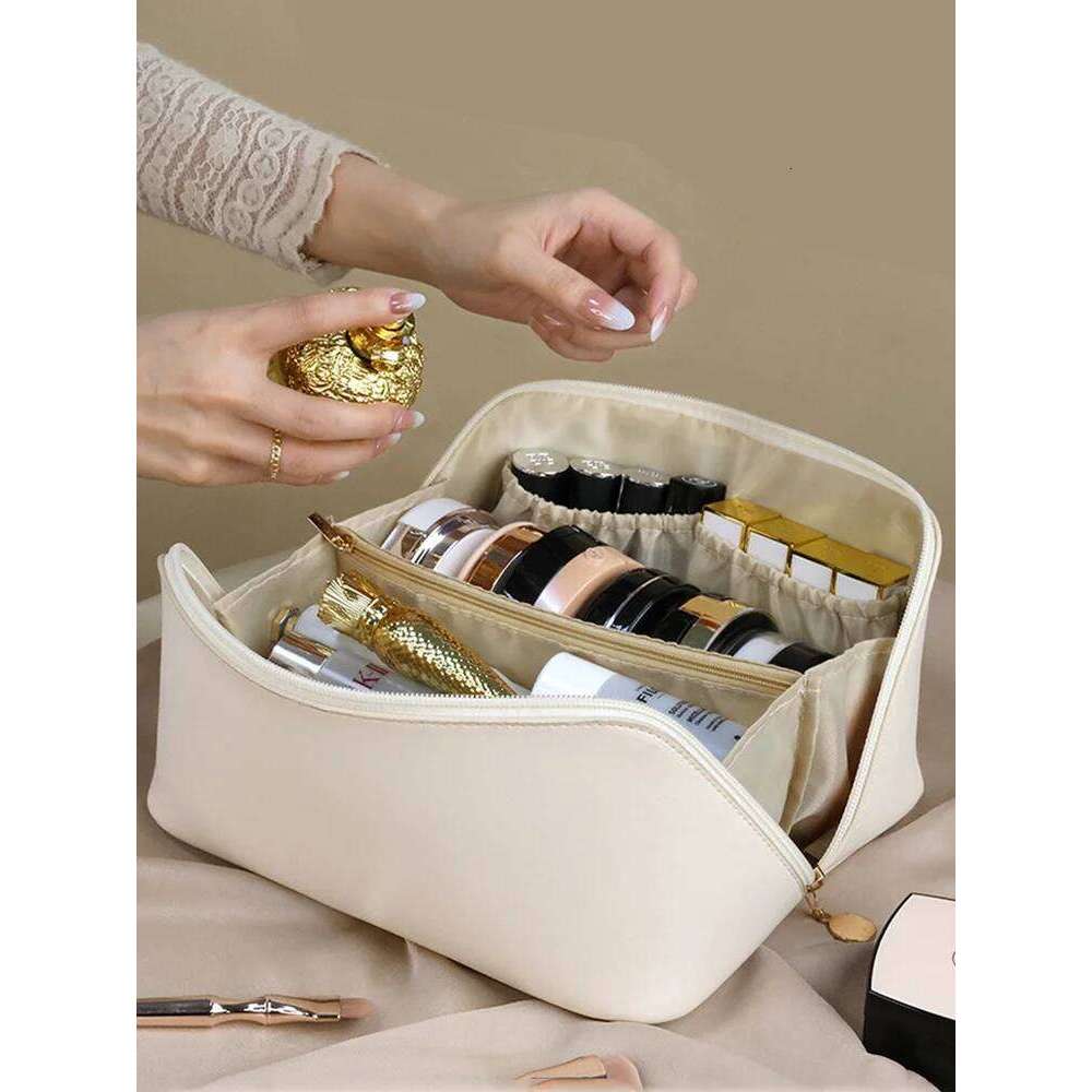 Portable Travel Cosmetic Makeup Remover Waterproof Wash Bag Y260206