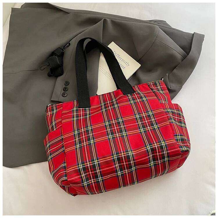 2025 New Arrival Fashion Young Lady Large Capacity Shoulder Bags Striped Grid Punk Design Handbags Female Casual Tote Bag Y260205