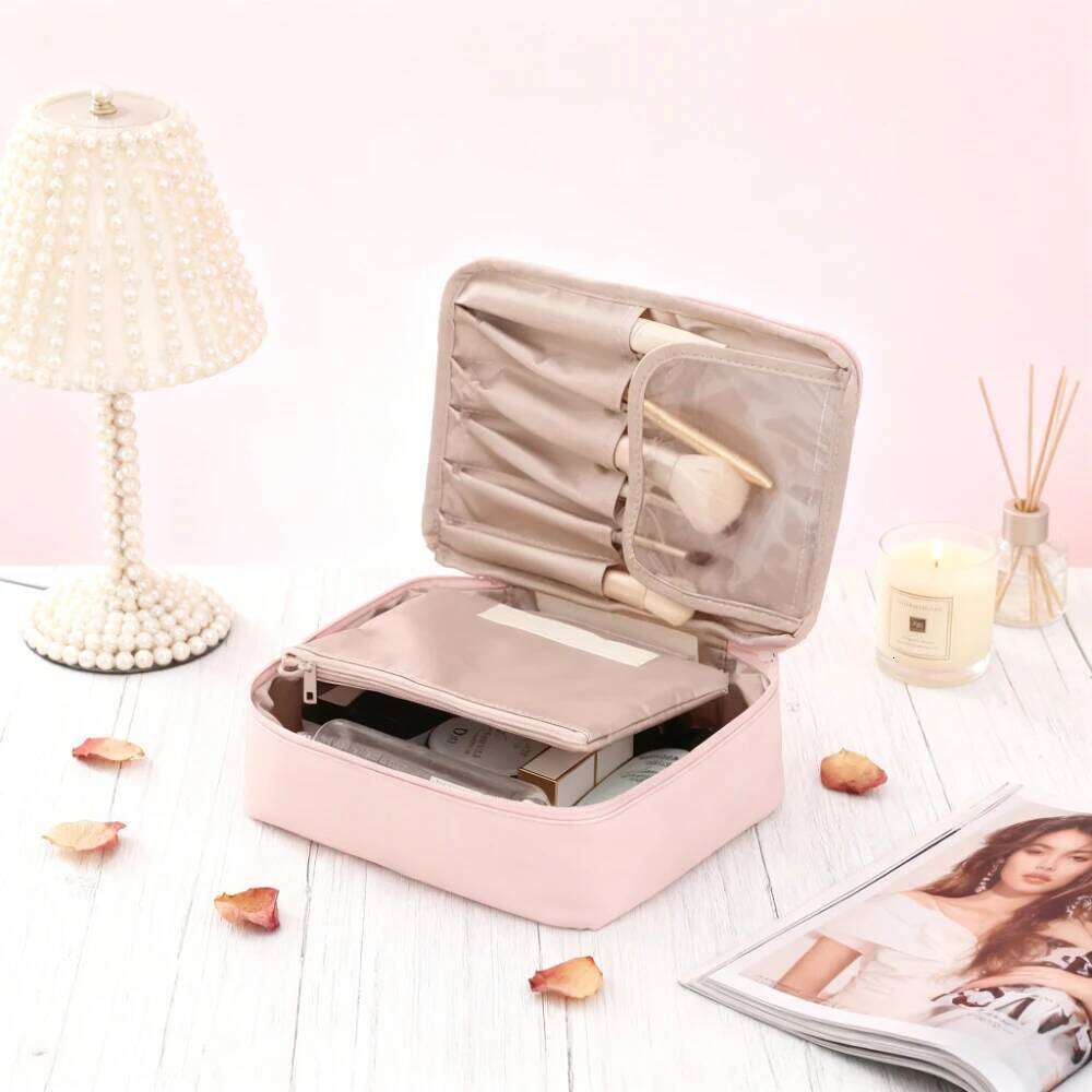 New Ladies Portable High Appearance Index Cosmetic Large-capacity Travel Washing Three-dimensional Makeup Storage Bag Y260206