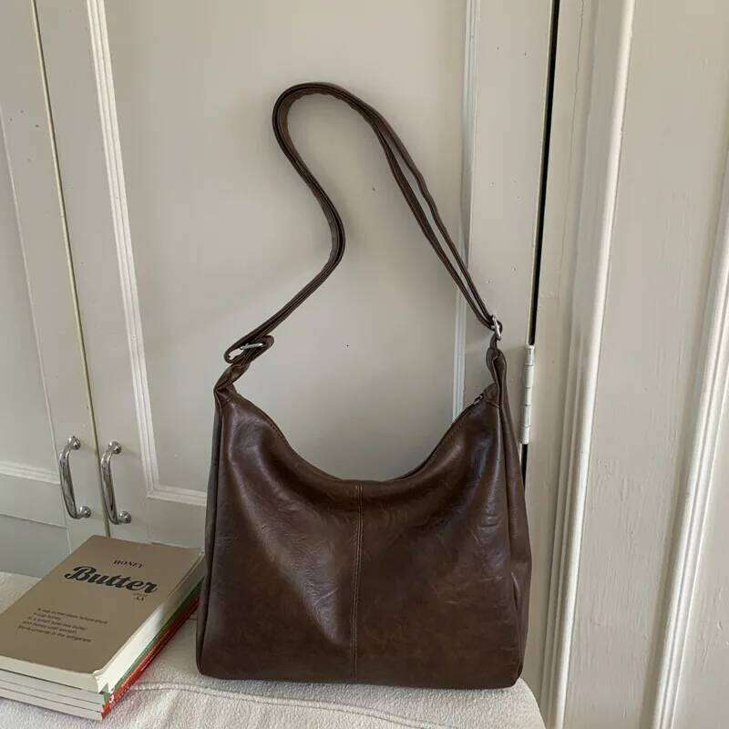 Versatile Commuter Large Capacity Crossbody 2025 New Fashionable PU Leather Premium Texture Single Shoulder Tote Bag Y260205