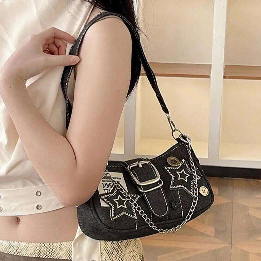 Y2K Denim Handbag Women Retro Star Pattern Underarm Rivet Armpit Purse Crossbody Bag for Cool Girls Y260205
