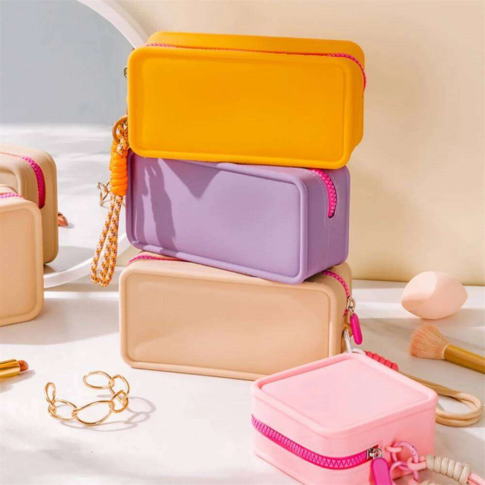 Candy Color Makeup Cosmetic Bag Silicone Lipstick Pouch For Daily Use Organizer Y260206