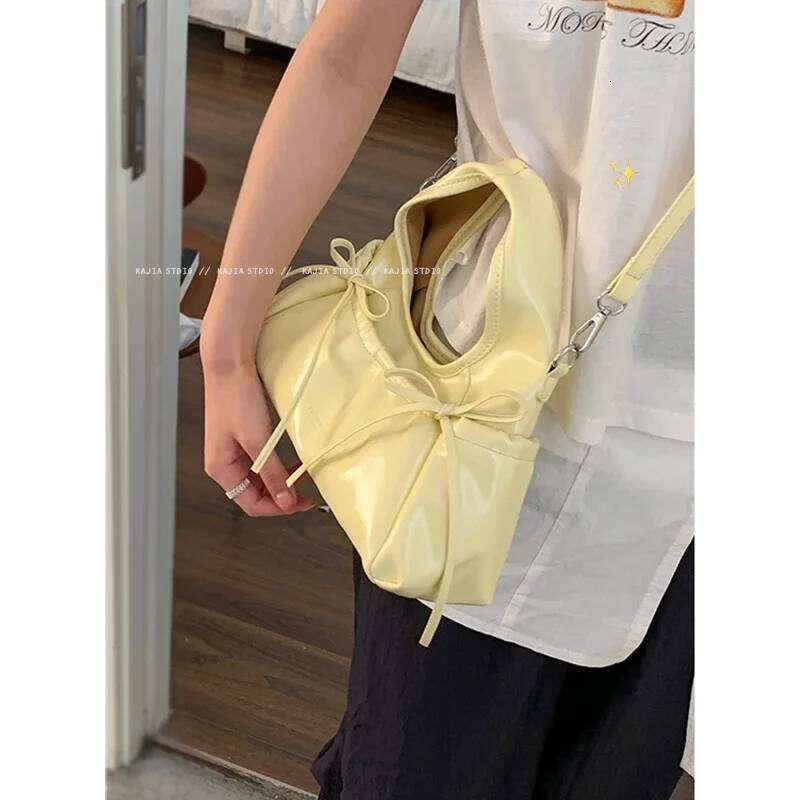 Women's 2025 New Fashion Bow Single Shoulder Crossbody Bags Niche Underarm Bag Y260205