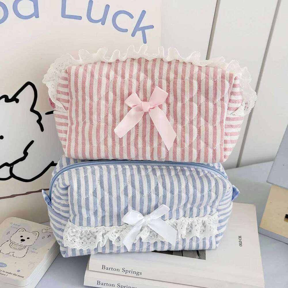 Fashion Lace Bow Women Makeup Bag Large Capacity Cosmetic Toiletry Storage Handbag Portable Travel Organizer Square Zipper Pouch Y260206