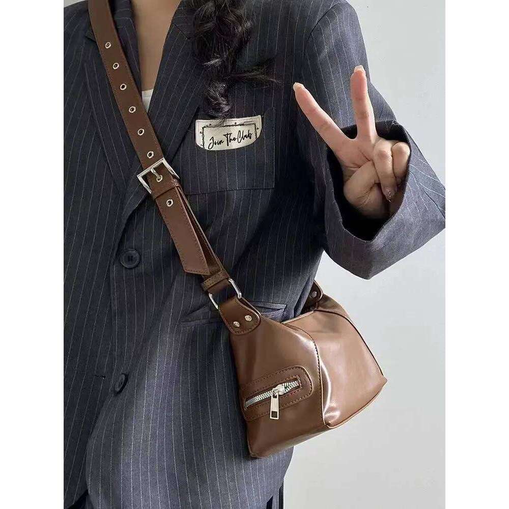 Vintage Thread Y2k Women's Shoulder Bags Cool Hot Girls Crossbody Underarm Bag PU Leather Female Handbags Fashion Purse Y260205