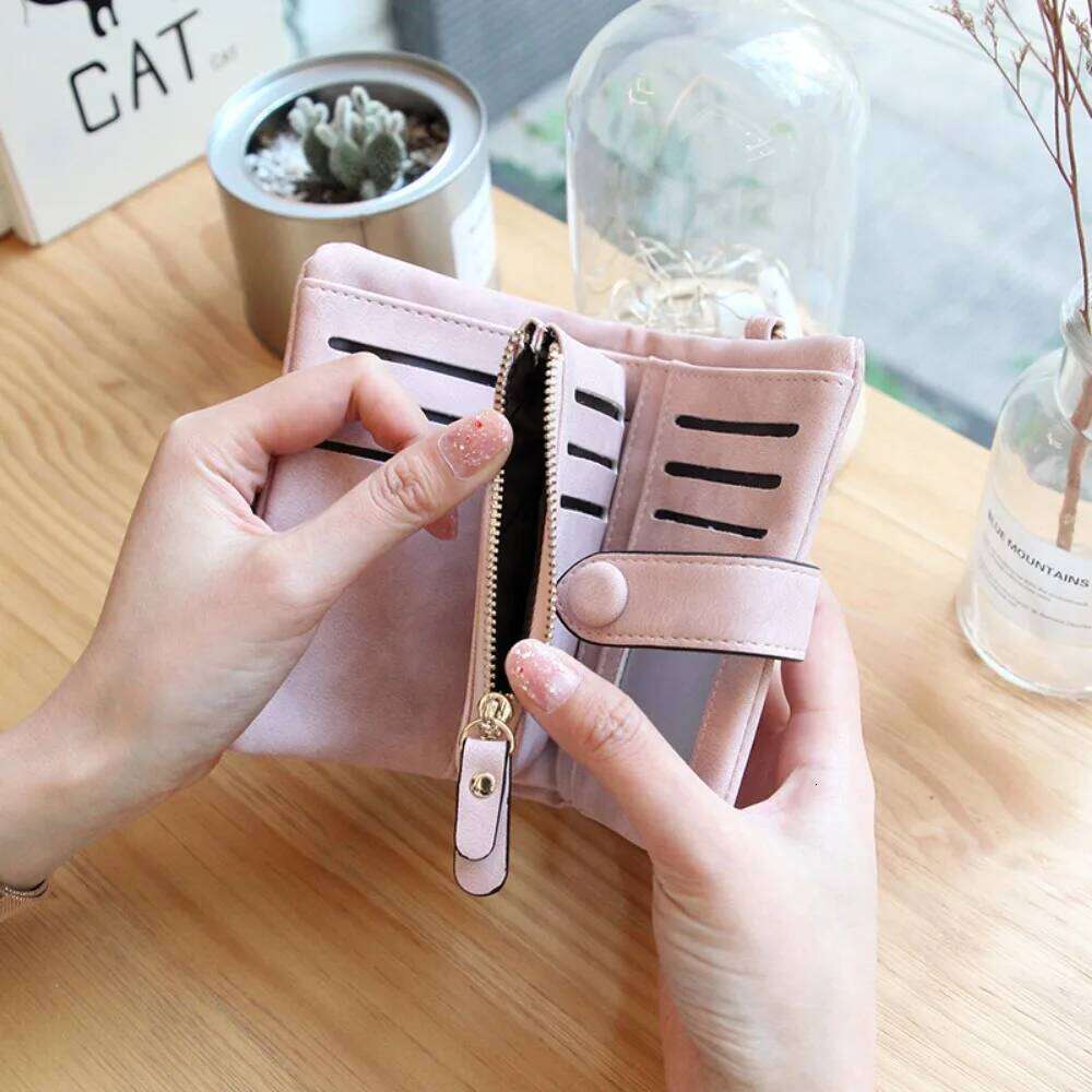 Ladies Pocket Purses Multi-slot Purse Tri-fold Soft Leather Short Wallet Y260206