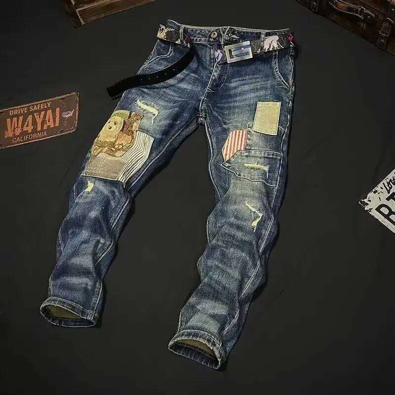 Autumn and Winter 2025 Fashion Heavy Industry Embroidery Denim Patch Trend Casual Splicing Sticker Cargo Pants Men Graphic Jeans X260207