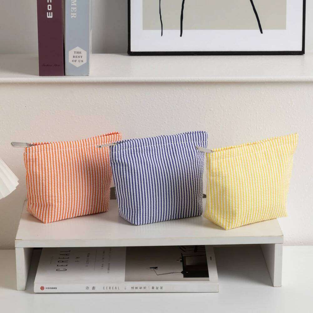 Vertical Striped Storage Make Up Ladies Trendy Small Cosmetic Bags for Women Lady with Zipper Portable Travel Organizer Bag Y260206