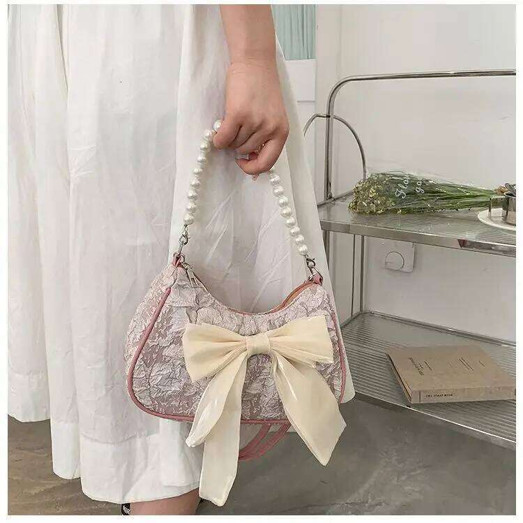 Fashion Pearl Chains Design Female Shoulder Messenger Bag Sweet Bow Ladies Crossbody Bags Flower Pattern Women Square Handbags Y260205