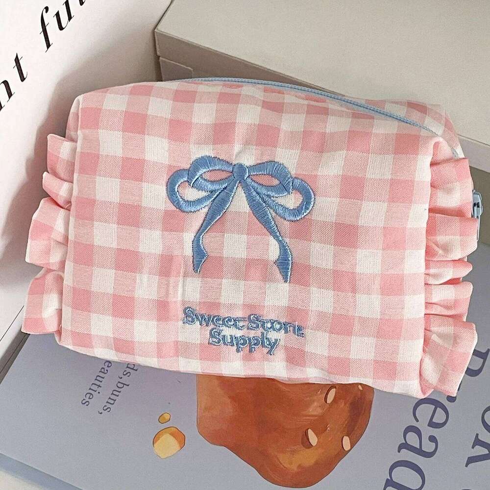 Women's Cosmetic Plaid Bow Student Sweet Style Ruffled Trousse Maquillage Organizer Pouch Makeup Bag Y260206