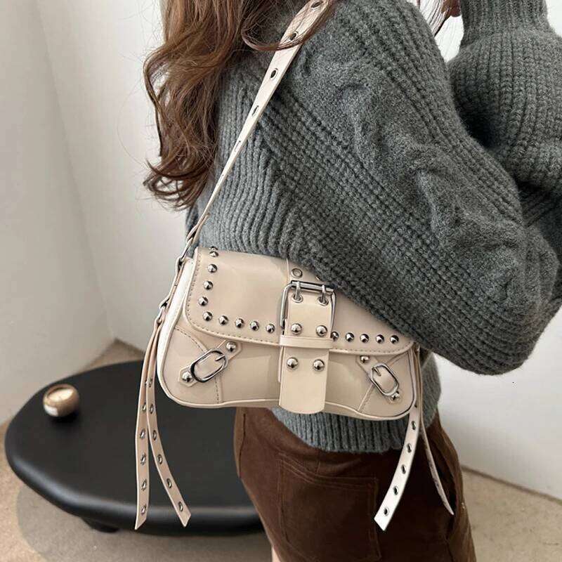 Shoulder Bag for Women Pink Underarm PU Leather Crescent Bags with Rivet Small Y2k Purses Trendy Armpit Purse Y260205