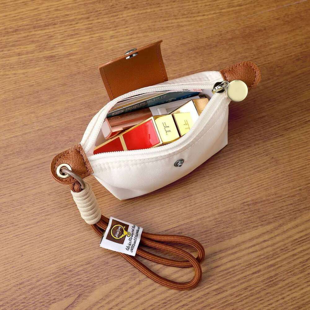 Portable Large Capacity Coin Purse Wrist Strap Keychain Travel Wallet Women Zipper Mini Cosmetic Girls Bank Card Key Bag Y260206