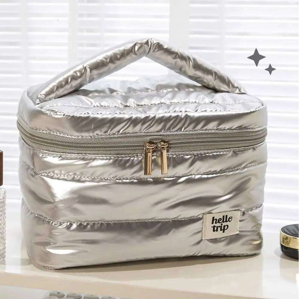 High Quality Large Capacity Makeup Multifunctional Storage Travel Organizer Cosmetic Portable Toiletry Bag Y260206