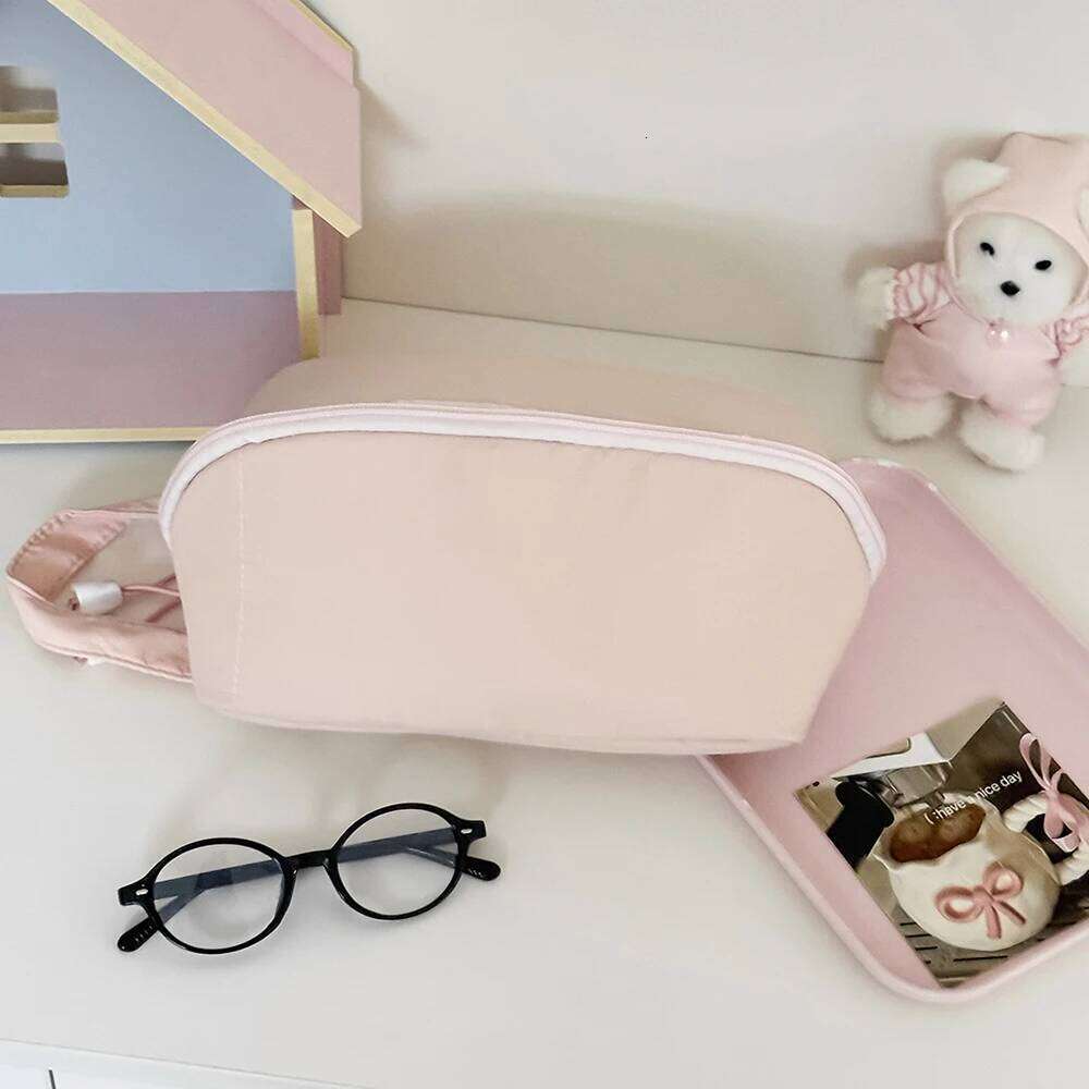 Portable Pouch Female Organizer Toiletry Makeup Women's Handbag Pink Large Cosmetic Bag for Travel Y260206