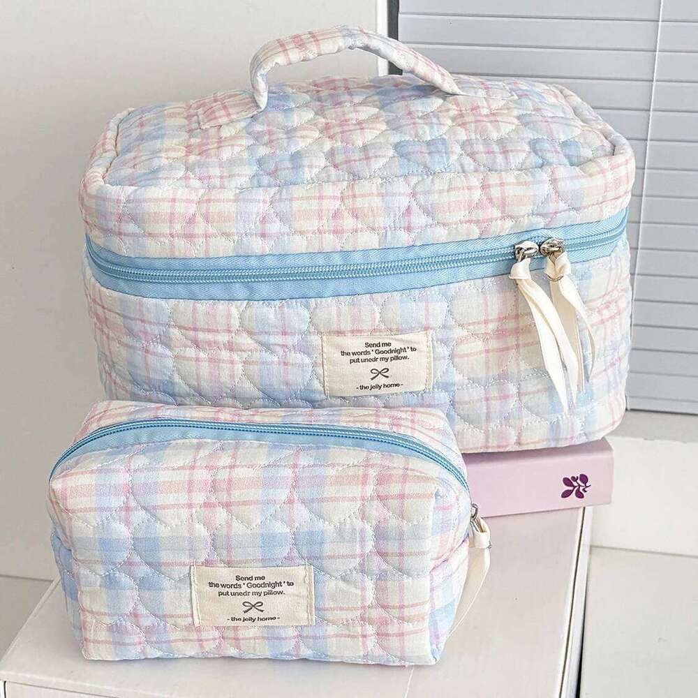 Cute Heart Women Quilting Makeup Large Capacity Travel Toiletry Cosmetic Storage Pouch Handbag Ladies Lipsticks Small Bag Y260206