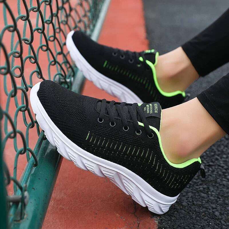 Sneakers Men Running Knit Fashion Lightweight Trainers Breathable Walking Shoe Casual High Quality Athletic Shoes